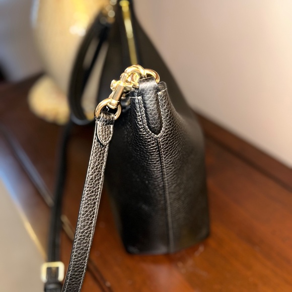 Coach Laurel Shoulder Bag - Picture 6 of 9